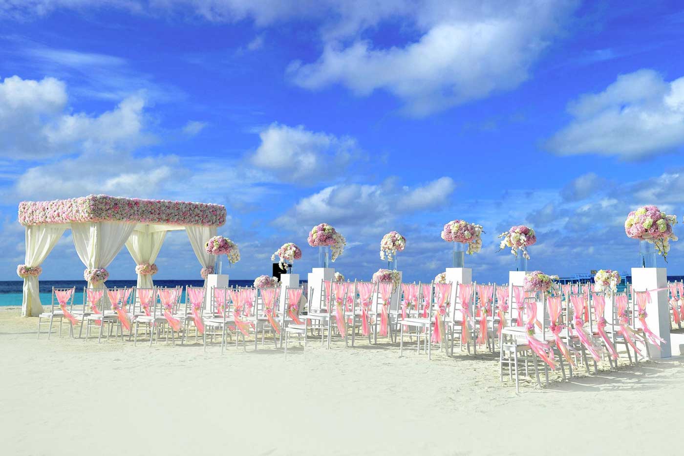 How to Crush Your Outdoor Wedding Ceremony - All About Entertainment